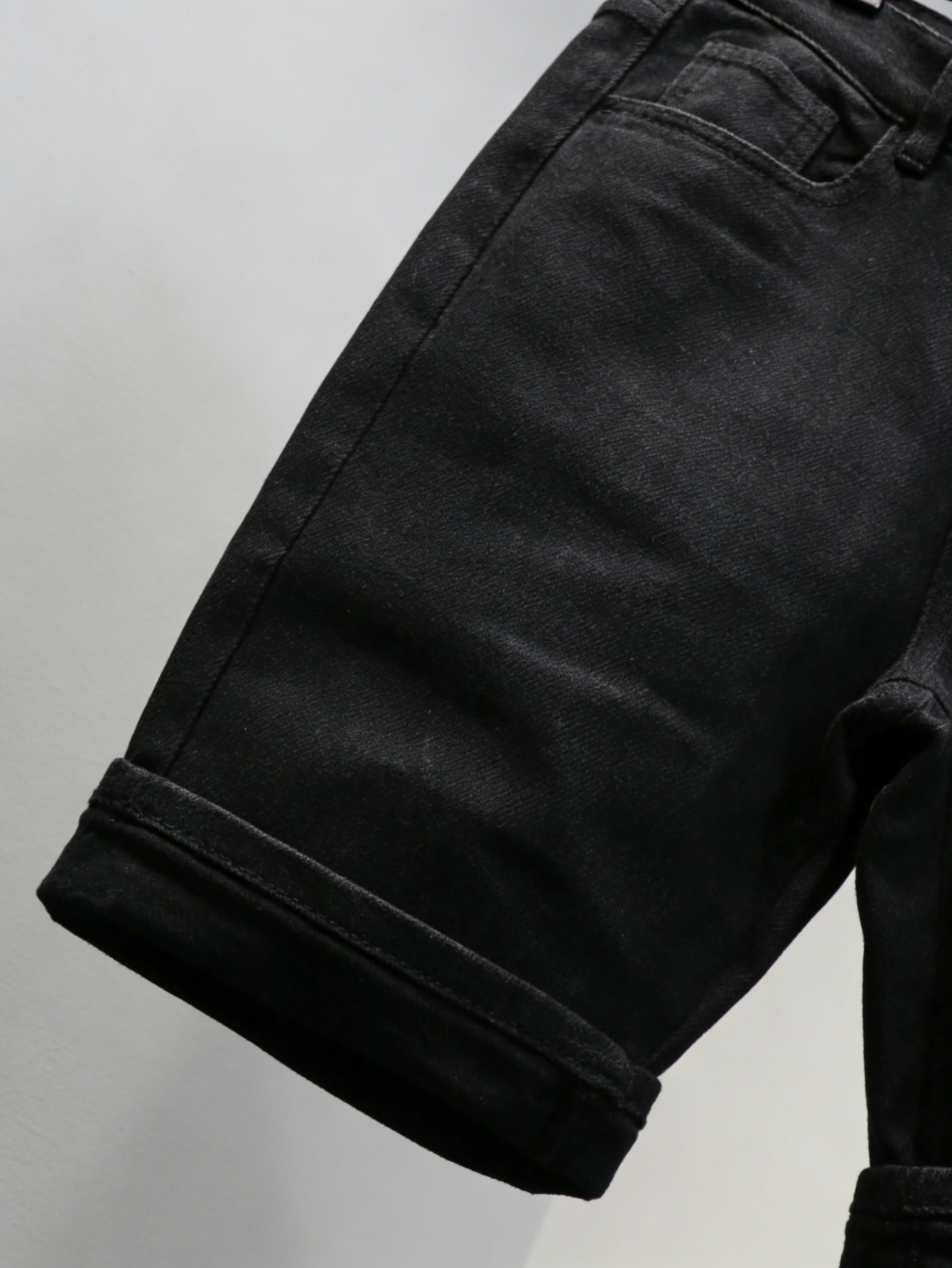 Czarne, obcisłe dżinsowe szort – Mens Accessories Style recenzja i cena