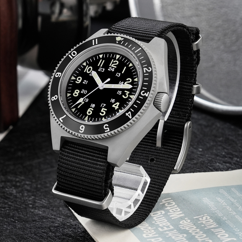 Zegarek kwarcowy Watchdives WD – Men Accessories Jewelry recenzja i cena